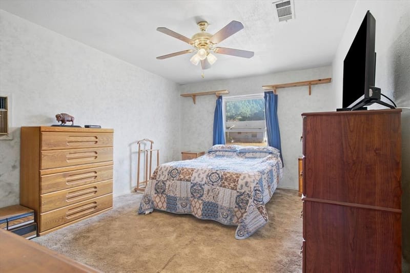 3513 Meadow Oaks Drive, Haltom City TX 76117 - Photo 18
