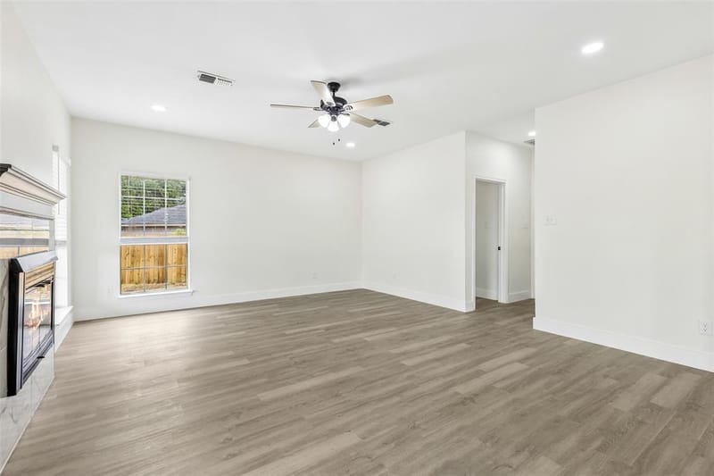 7108 Cadillac Boulevard, Arlington TX 76016 - Photo 16
