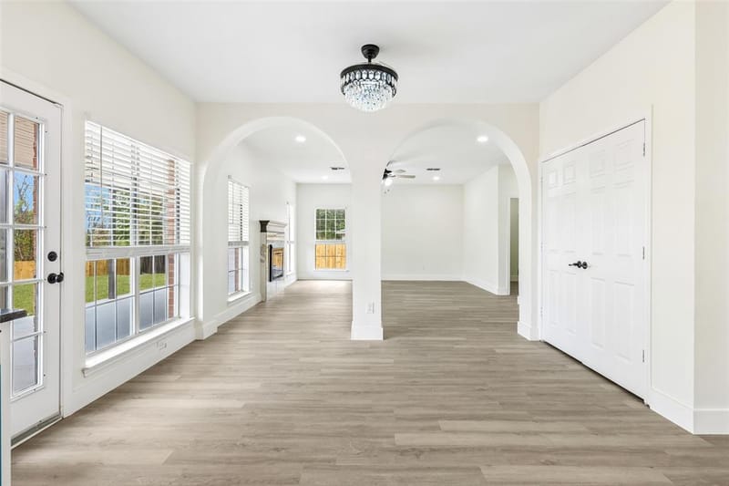 7108 Cadillac Boulevard, Arlington TX 76016 - Photo 10