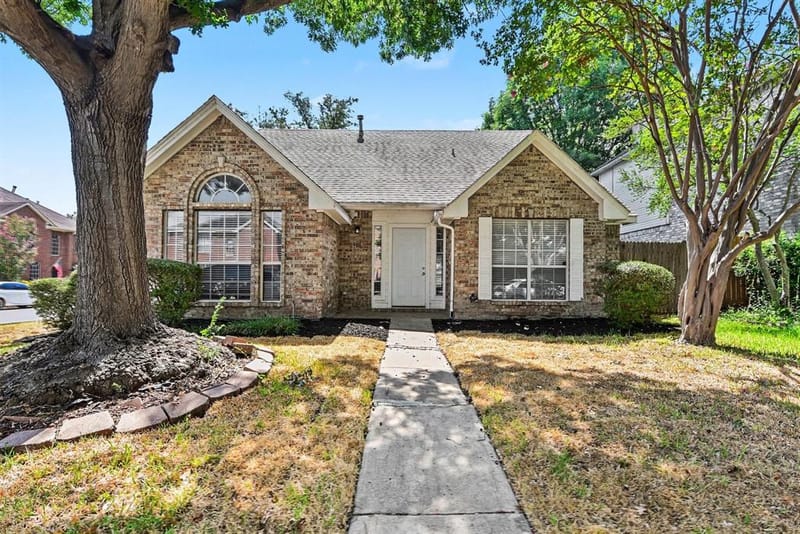 708 Willow Oak Drive, Allen TX 75002 - Photo 2