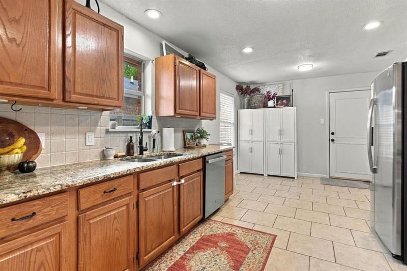 6832 Lyndale Drive, Watauga TX 76148 - Photo 13