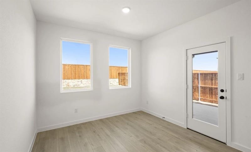 633 Tyronza Drive, Justin TX 76247 - Photo 8
