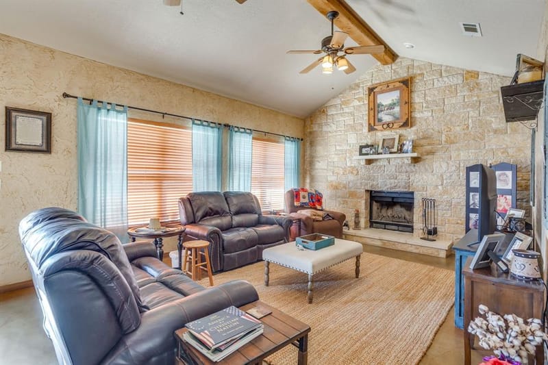 3305 E Fm 916, Cleburne TX 76031 - Photo 14