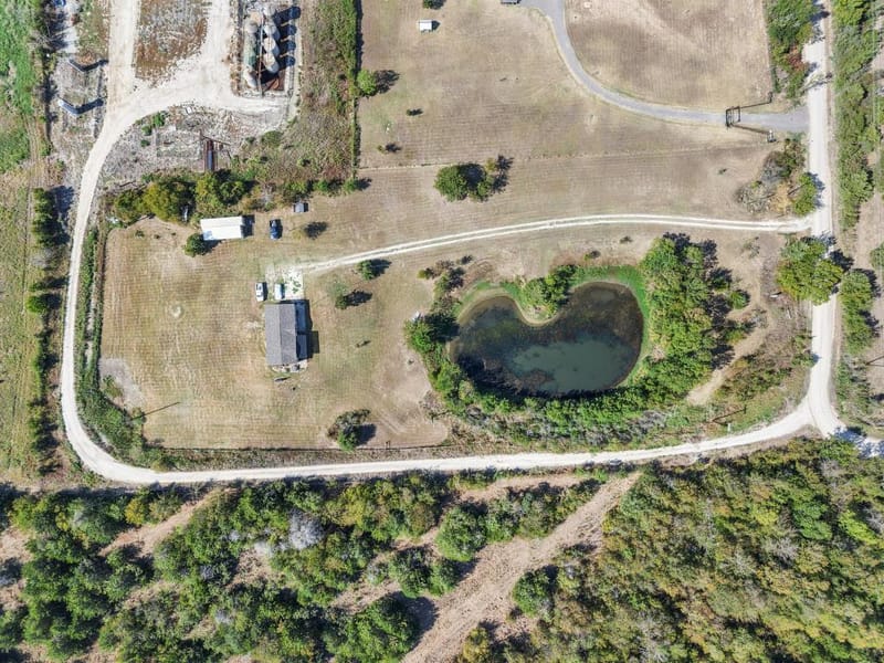 822 SE County Road 3100, Corsicana TX 75109 - Photo 40