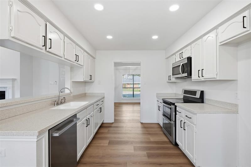 661 Thompson Drive, Coppell TX 75019 - Photo 11