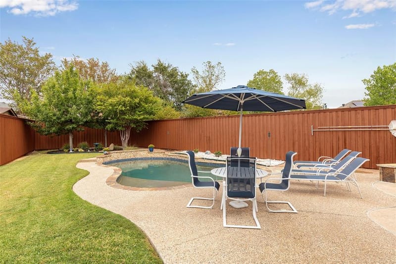 1829 Melton Drive, Carrollton TX 75010 - Photo 32