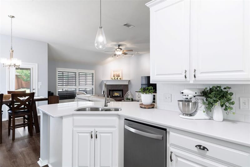 1829 Melton Drive, Carrollton TX 75010 - Photo 10