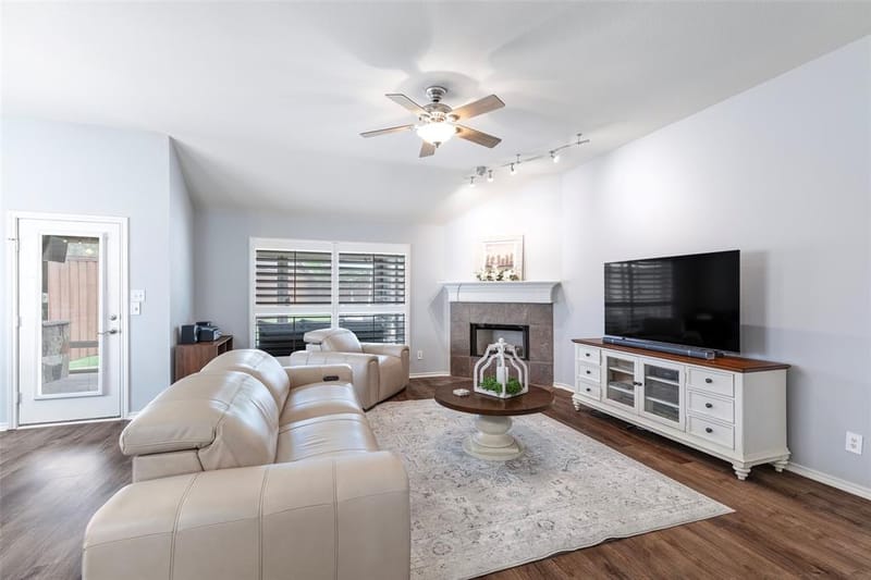 1829 Melton Drive, Carrollton TX 75010 - Photo 15