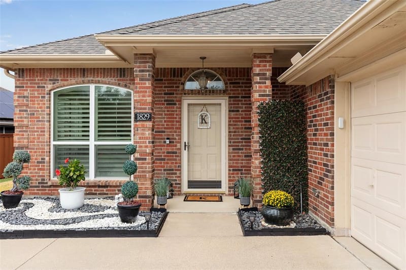 1829 Melton Drive, Carrollton TX 75010 - Photo 4