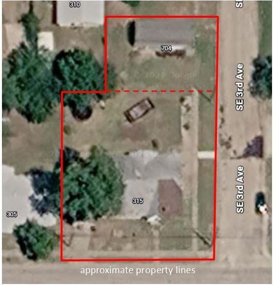 315 Martin Luther King Jr Street, Mineral Wells TX 76067 - Photo 2
