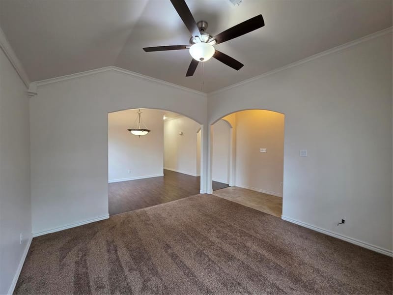 601 Crestview Court, Saginaw TX 76179 - Photo 7
