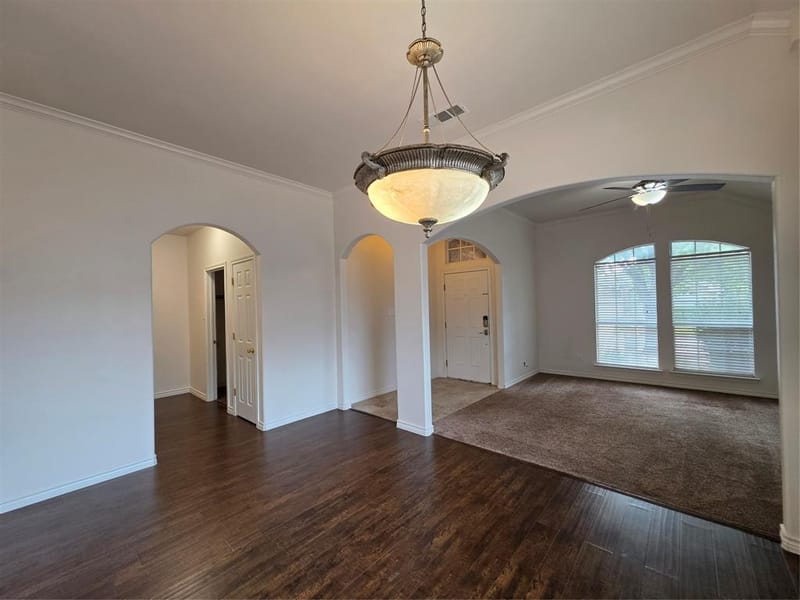 601 Crestview Court, Saginaw TX 76179 - Photo 10