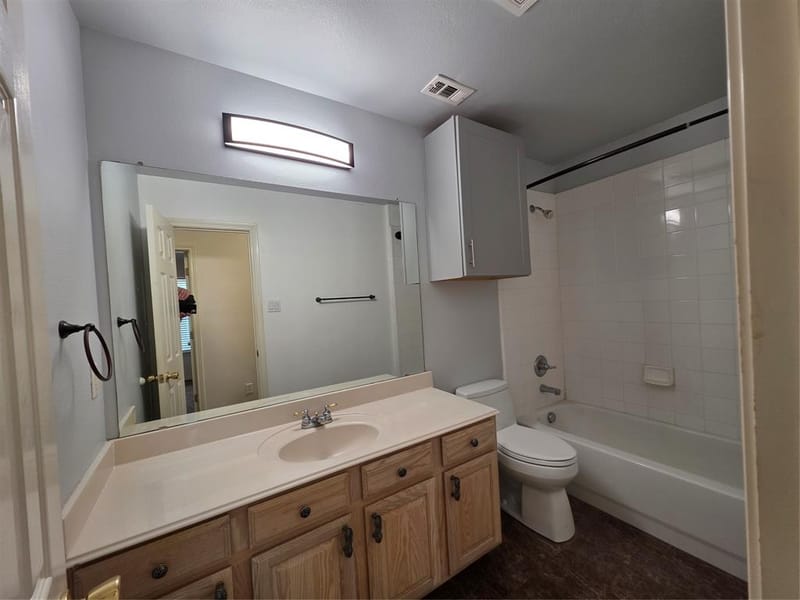 601 Crestview Court, Saginaw TX 76179 - Photo 18