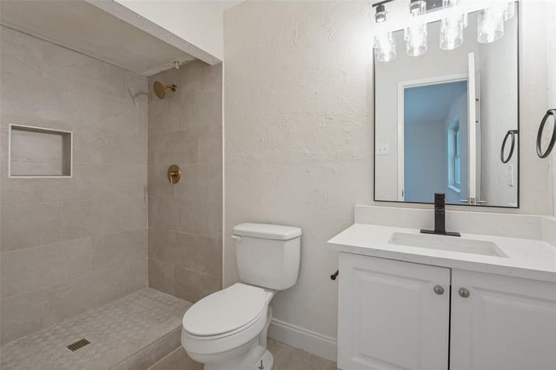 5221 Alpha Drive, The Colony TX 75056 - Photo 18
