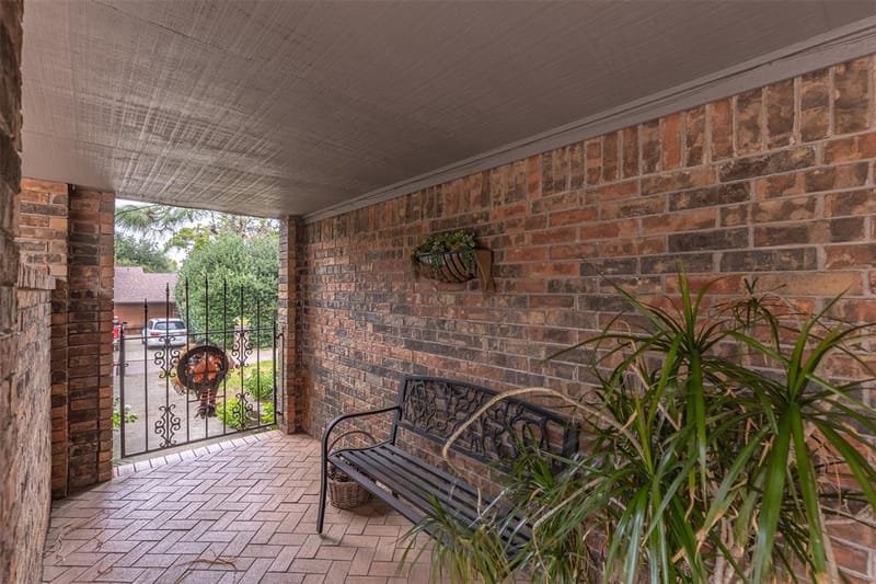 2702 Tracey Street, Denison TX 75020 - Photo 5