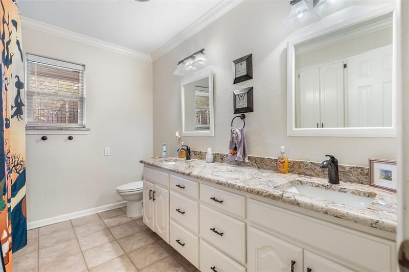 2702 Tracey Street, Denison TX 75020 - Photo 34