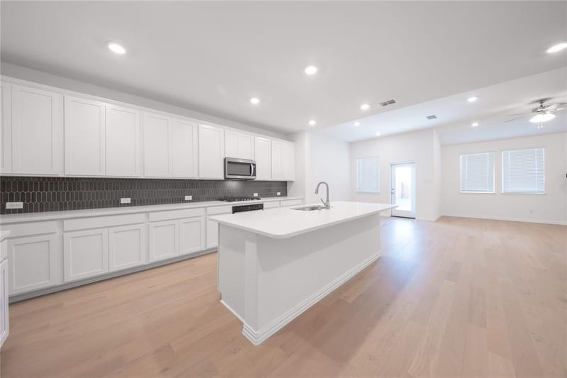 1700 Calanques Street, Royse City TX 75189 - Photo 4