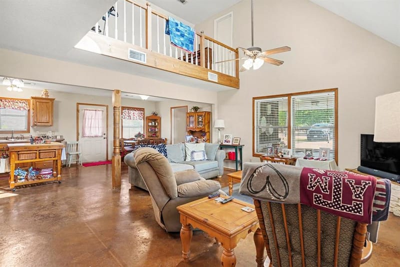 7445 County Road 305, Grandview TX 76050 - Photo 12