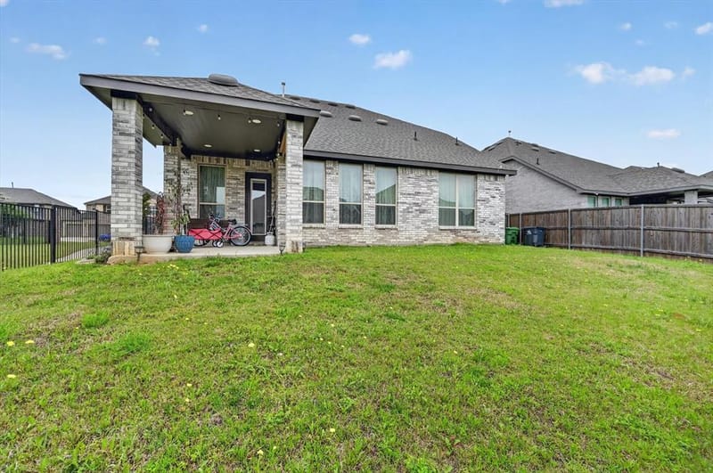 2814 Grand Lookout Lane, Arlington TX 76001 - Photo 30
