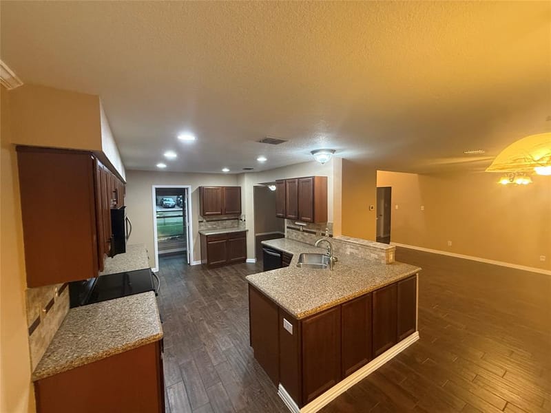 916 Pennsylvania Drive, Saginaw TX 76131 - Photo 20