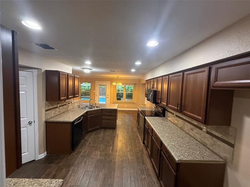 916 Pennsylvania Drive, Saginaw TX 76131 - Photo 21