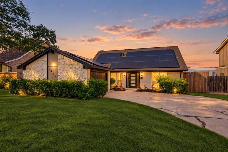 1424 Stagecoach Drive, Richardson TX 75080
