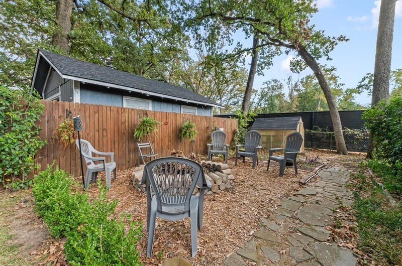 303 S Bay Circle, Mabank TX 75156 - Photo 13