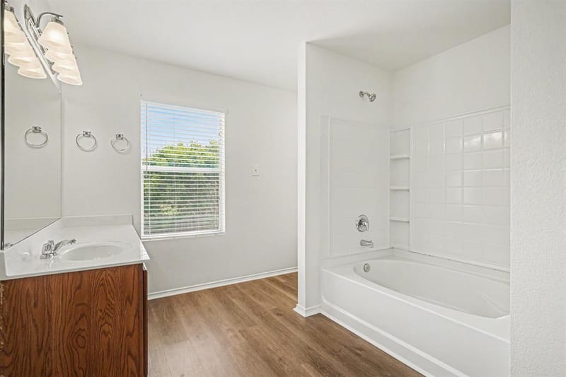 937 Iona Drive, Fort Worth TX 76120 - Photo 12