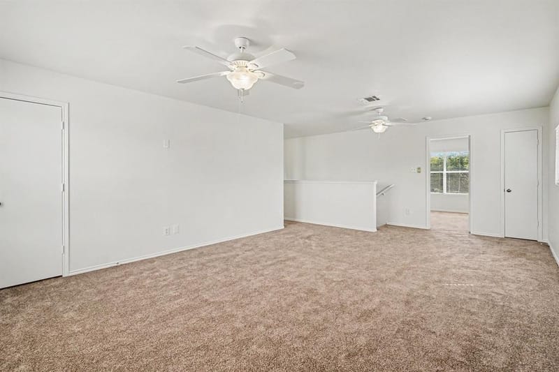 937 Iona Drive, Fort Worth TX 76120 - Photo 9