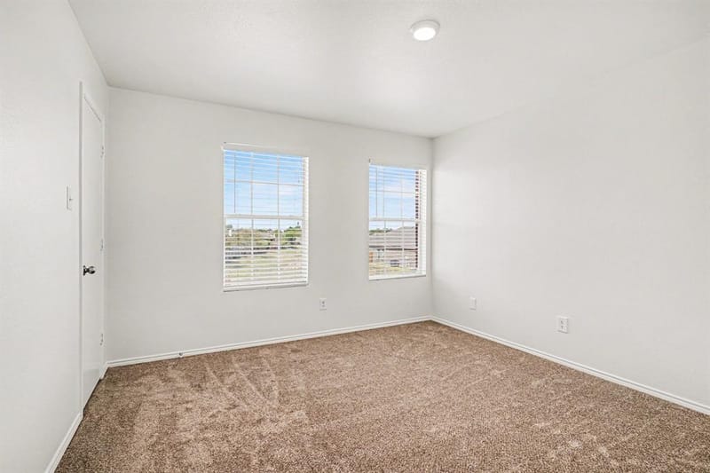 937 Iona Drive, Fort Worth TX 76120 - Photo 14