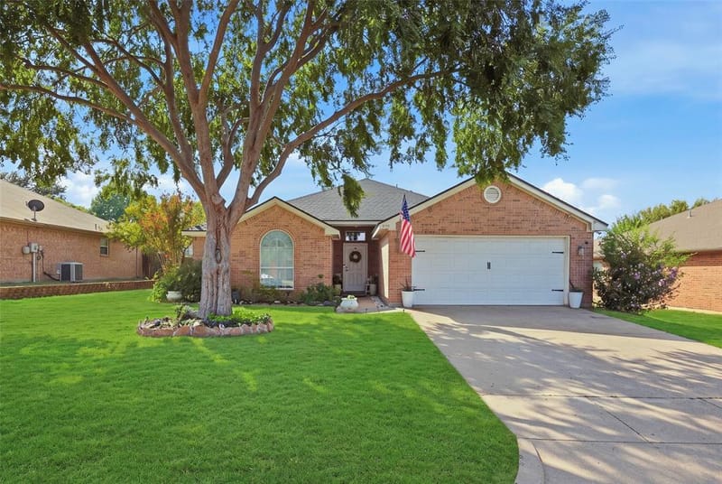 221 Whitestone Way, Weatherford TX 76085 - Photo 32