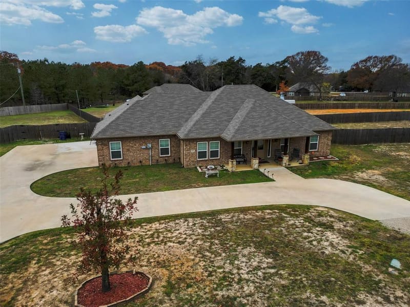 853 County Road 37, Tyler TX 75706