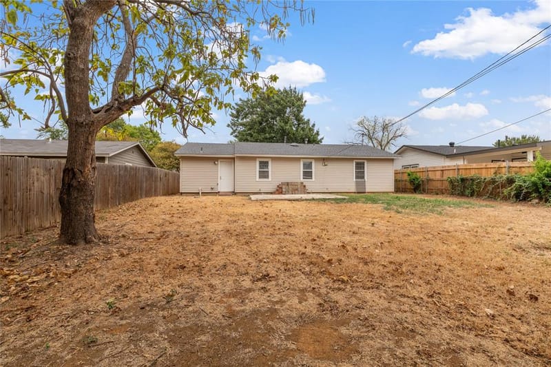 517 Aransas Drive, Euless TX 76039 - Photo 20