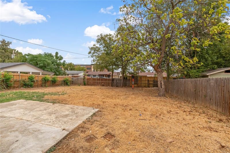 517 Aransas Drive, Euless TX 76039 - Photo 18