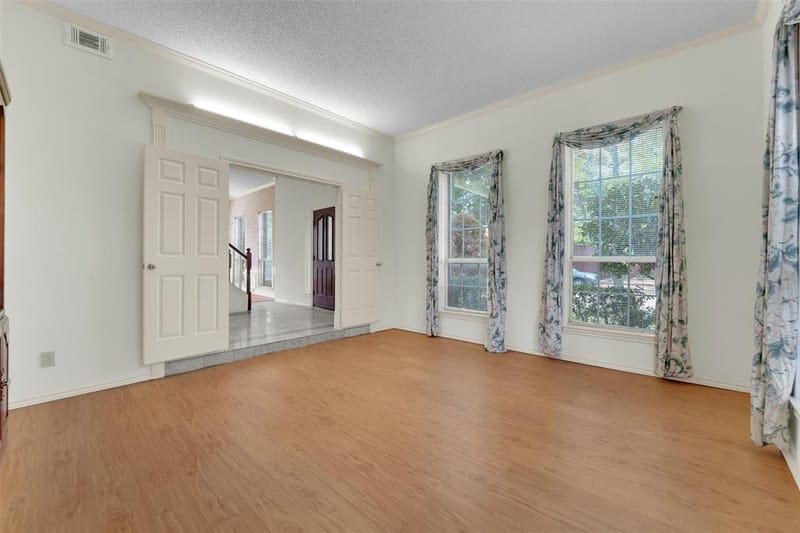 4210 Stonecastle Drive, Garland TX 75044 - Photo 4