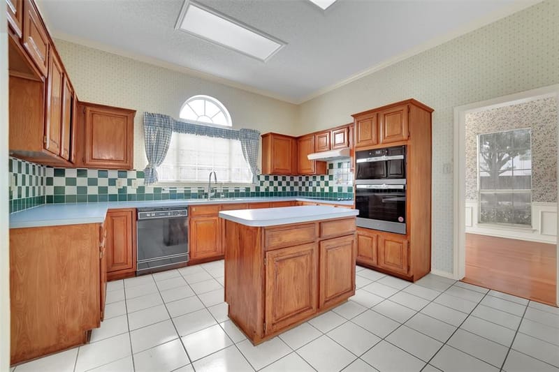 4210 Stonecastle Drive, Garland TX 75044 - Photo 8