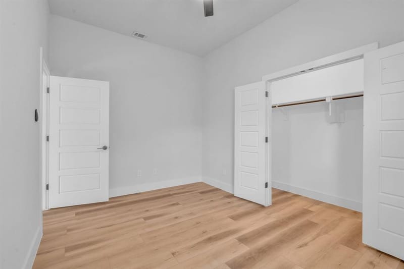 2731 Maurine F. Bailey Way, Dallas TX 75215 - Photo 8