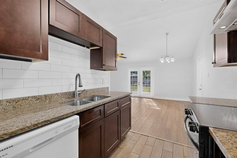 1512 Bay Shore Drive, Garland TX 75040 - Photo 11