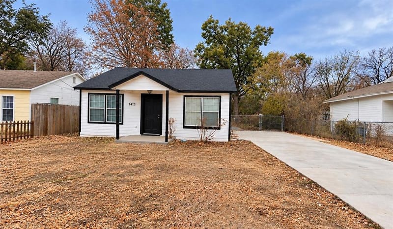 8413 White Settlement Road, White Settlement TX 76108
