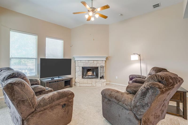 3601 Hudgins Ranch Road, Fort Worth TX 76262 - Photo 16