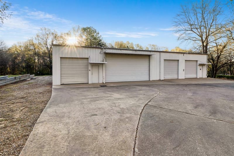 390 Timber Lakes Drive, Powderly TX 75473 - Photo 38