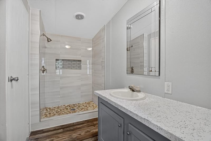 5907 Arkansas Trail, Granbury TX 76048 - Photo 7