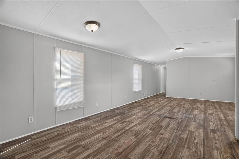 5907 Arkansas Trail, Granbury TX 76048 - Photo 11
