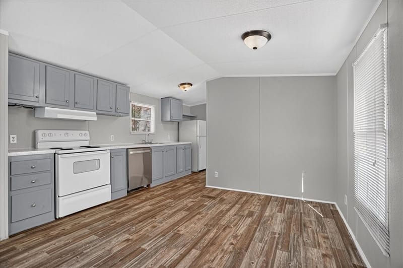 5907 Arkansas Trail, Granbury TX 76048 - Photo 4