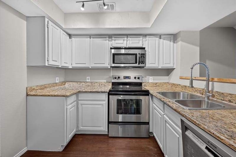 2311 Balsam Drive # H213, Arlington TX 76006 - Photo 9