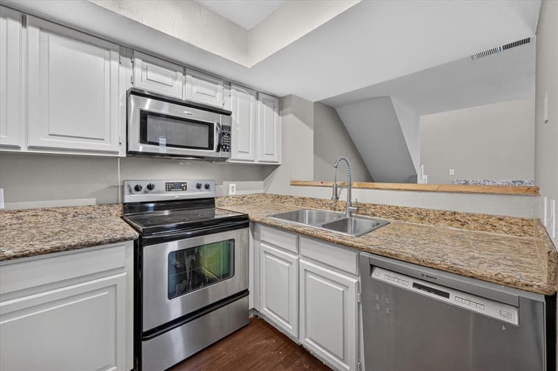 2311 Balsam Drive # H213, Arlington TX 76006 - Photo 8