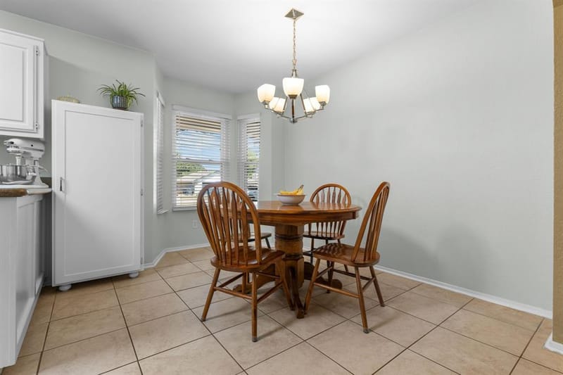 10712 Apache Drive, Waco TX 76712 - Photo 12