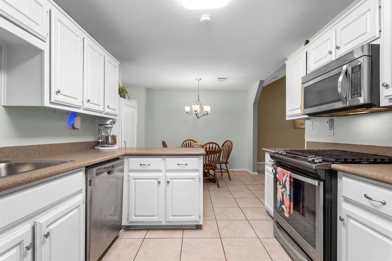 10712 Apache Drive, Waco TX 76712 - Photo 14