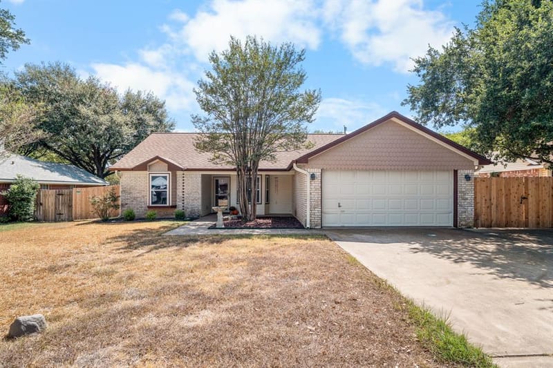 10712 Apache Drive, Waco TX 76712 - Photo 29