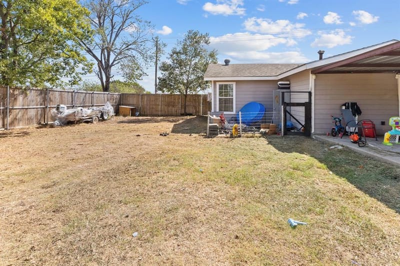 401 E Davis Avenue, Alvarado TX 76009 - Photo 7